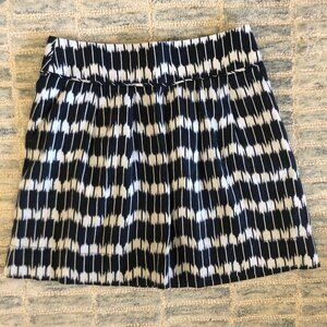 LOFT navy and white geometric skirt with pockets